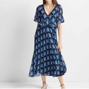 Club Monaco Gostanzah Dress Printed Blue Pleated Maxi Dress size 12